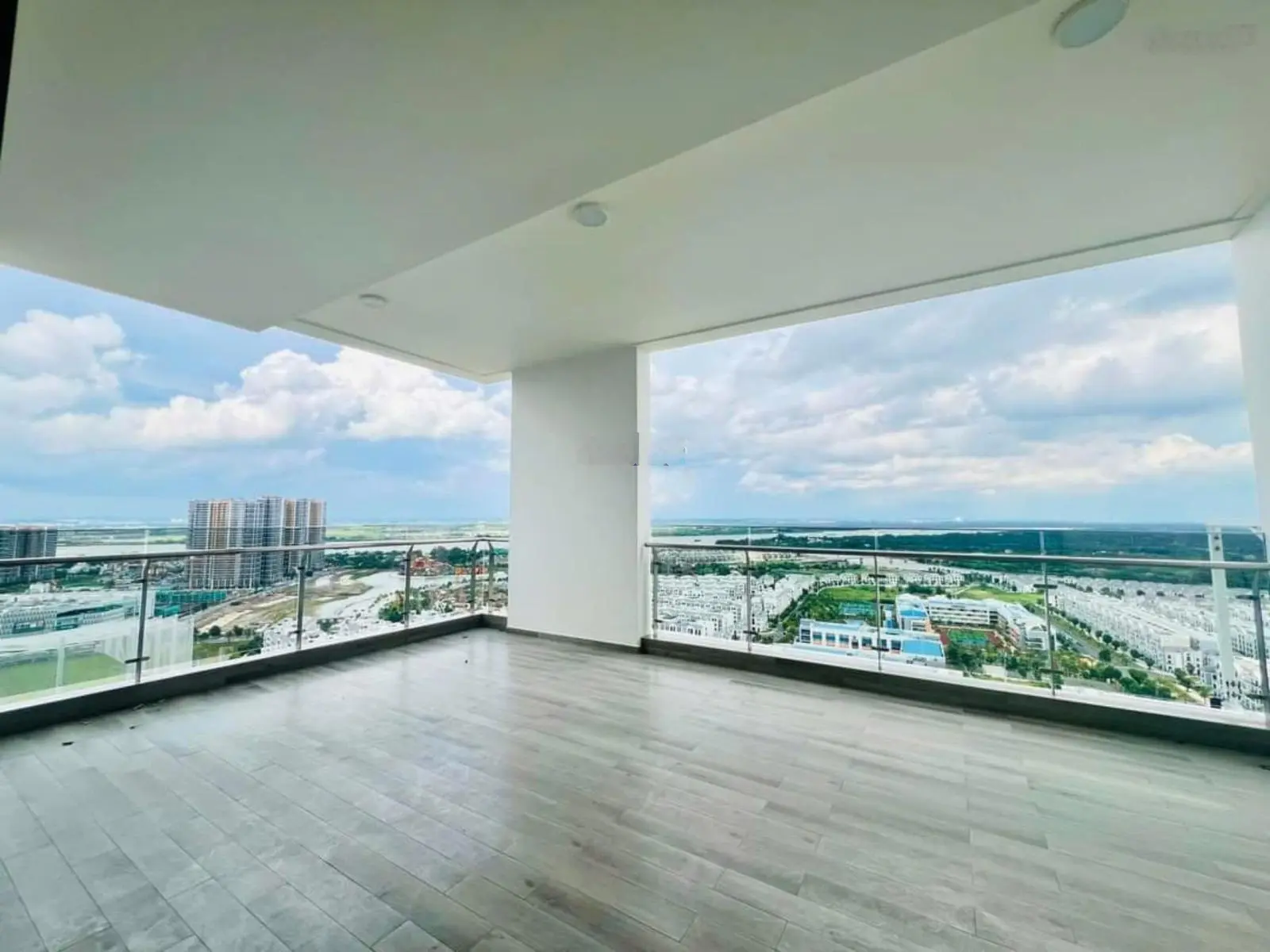 Bán penthouse Lumiere Boulevard (Masteries) tại Vinhomes Grand Park Quận 9. Giá 54 tỷ/540m2