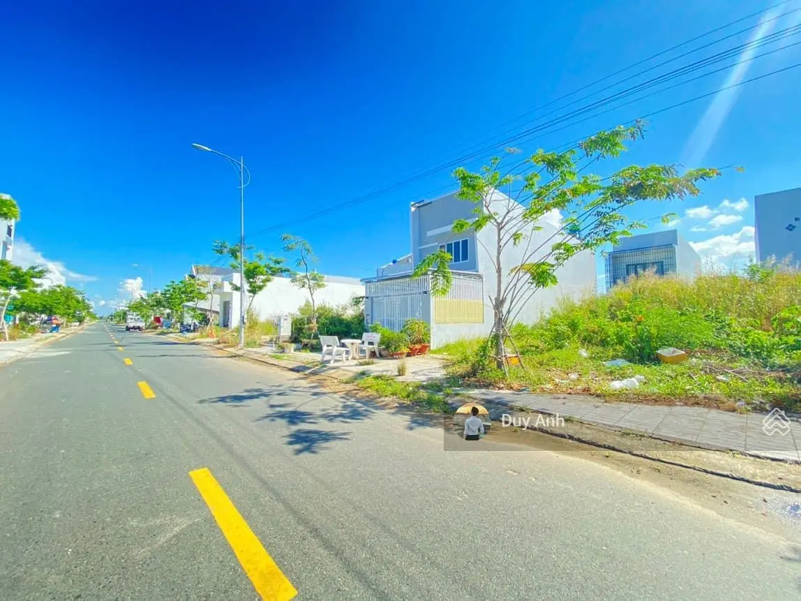 Bán gấp lô đất đường Dương Kỳ Hiệp, P2, TP. Sóc Trăng. Cách bệnh viện Quân Y 200m, SHR, 130m2/550tr