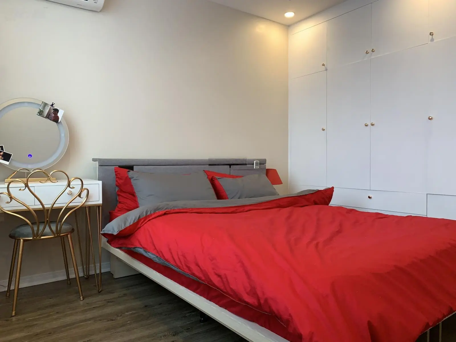 Tôi chính chủ cần bán gấp căn 122m2 chung cư Thống Nhất Complex, giá thương lượng