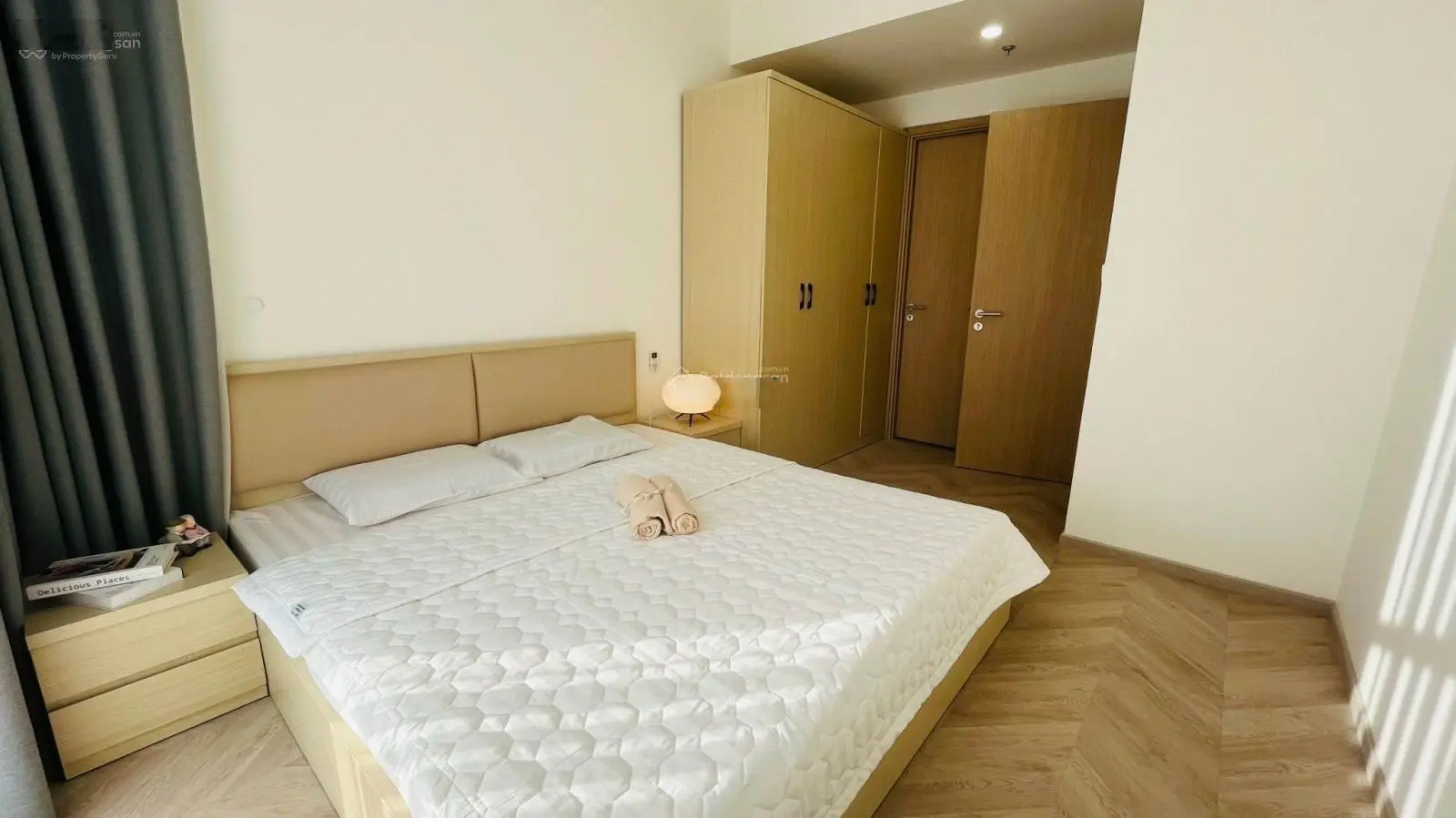 Sang lỗ bán gấp căn hộ 2PN2WC full nội thất cao cấp view thoáng đẹp tại Masteri Centre Point Q9