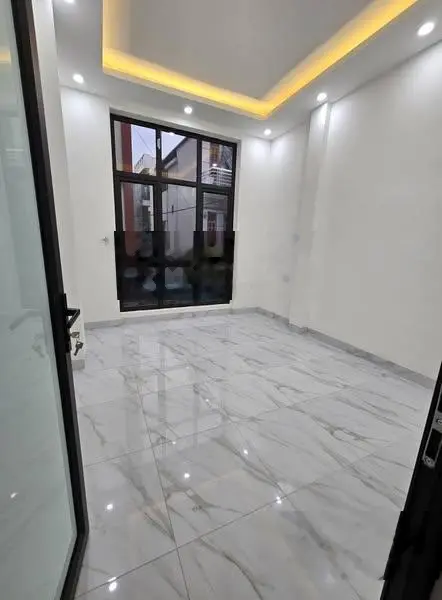 Siêu hot: Nhà mặt phố Phan Đình Giót 35m2, 3 tầng, mt 3,5m, ô tô tránh kinh doanh sầm uất 7,95 tỷ