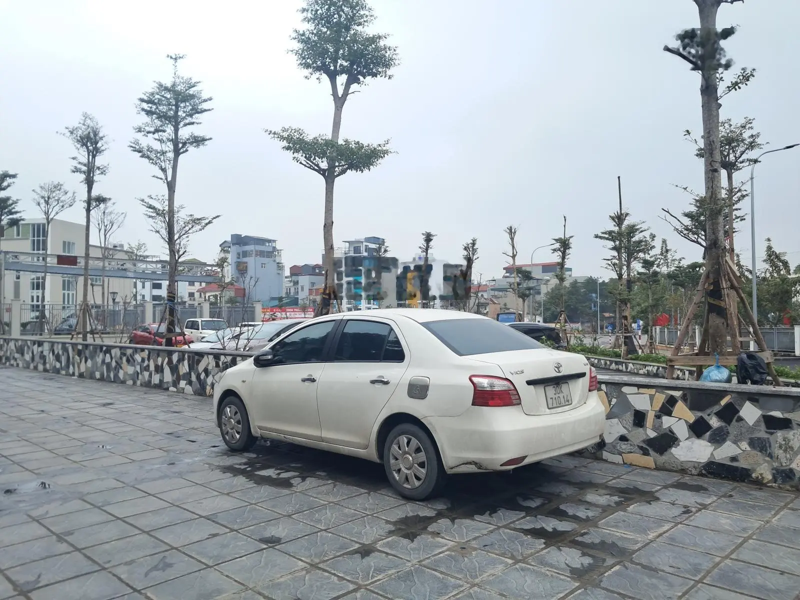 Mảnh đất phân lô đt Ngọc Thụy - Long Biên. DT: 80m2 - MT 5,6m. Giá 2x tỷ. LH: 0765505555
