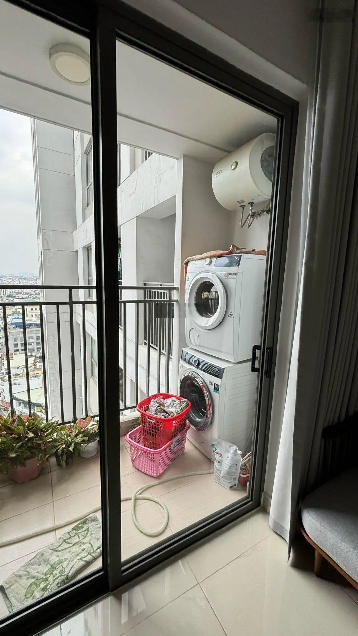 Bán căn hộ Newton Residence, 2PN, 75m2, nội thất, tầng 17, ban công Đông Nam giá: 5 Tỷ 1 TL