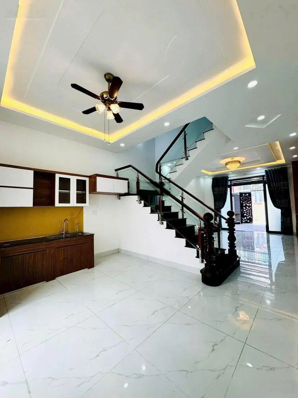 Ngộp Giam Ngay 300Triệu Bán Nhanh Nhà Phường Hiệp thành 103m2 Gía 1ty150Tr Thủ Dầu Một Gần Sân Gold