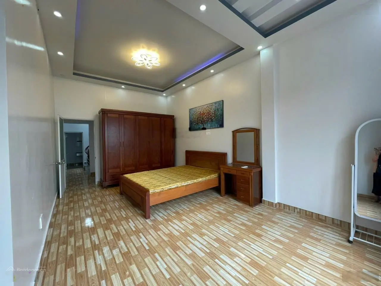 Bán căn nhà tại mặt ngõ Văn Minh, Hàng Kênh.