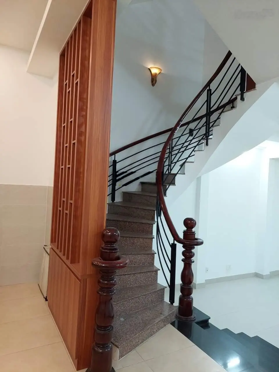 Tôi chuyển công tác - cần bán nhà gấp - sổ hồng chính chủ. LH : 0346 850 ***