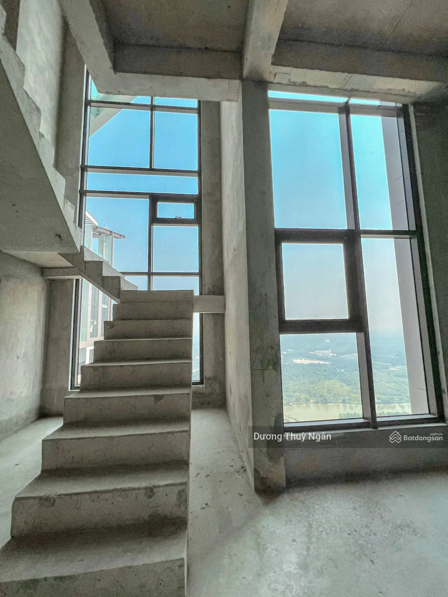 Duplex thiết kế 3PN Spremium - view BT đảo giá tốt