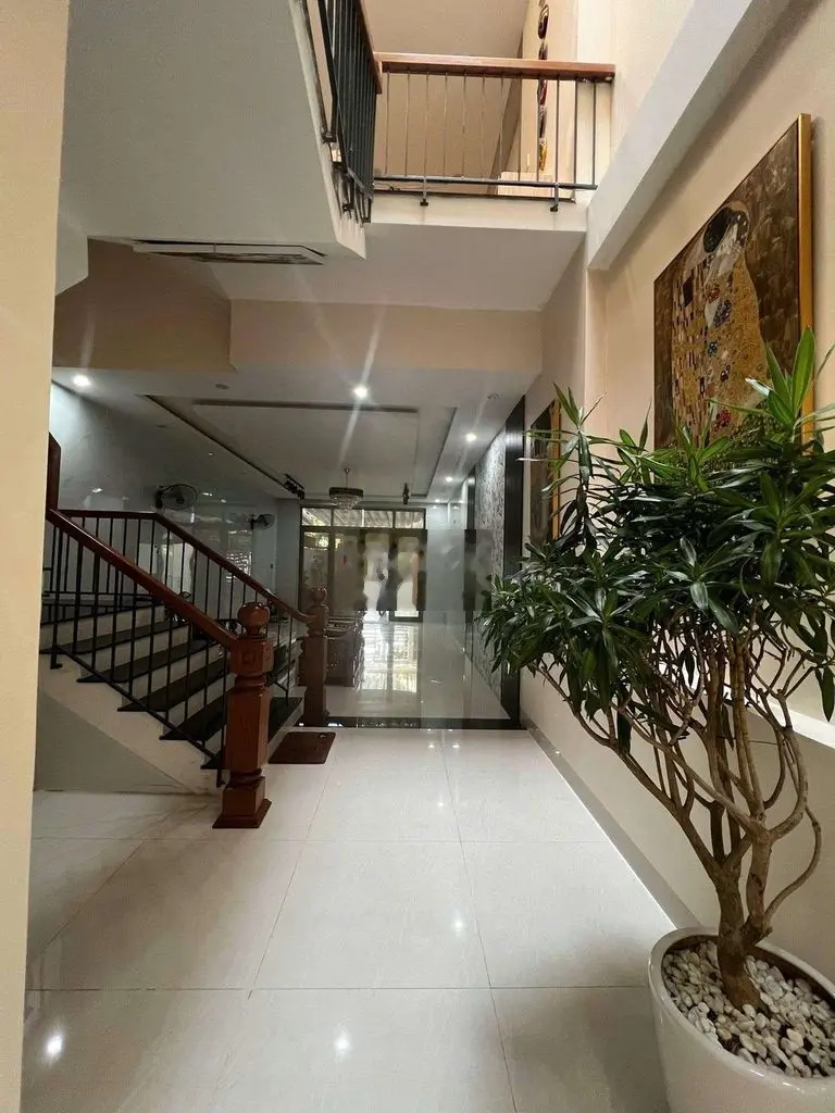 NHÀ MT đường 7m5 ĐOÀN HỮU TRƯNG 117m2 nhà mới đẹp.