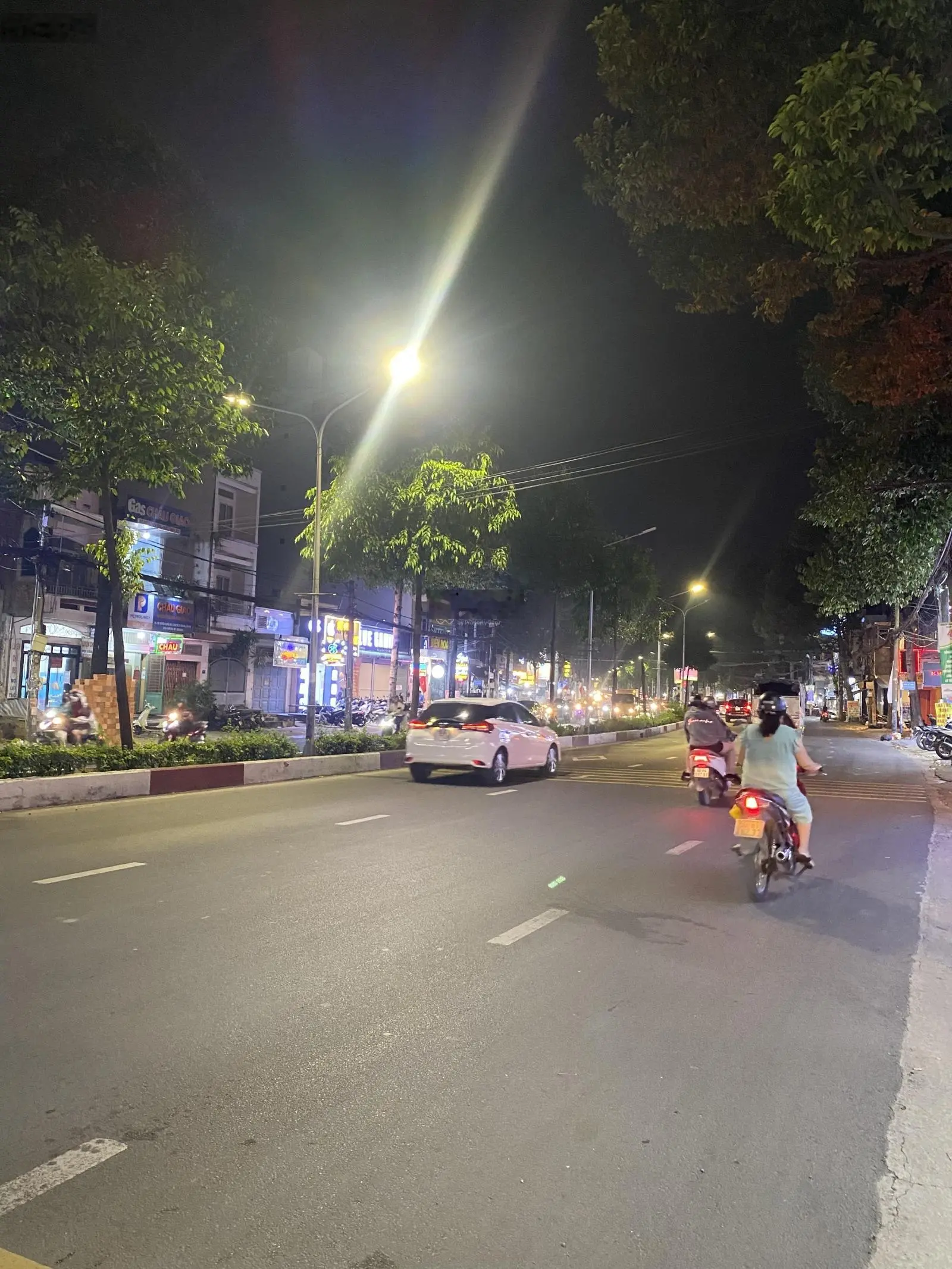 Mặt Tiền Nguyễn Ái Quốc ngang 7,5mét ( 262m2 ). Giá Siêu Tốt . Vị trí cực đẹp