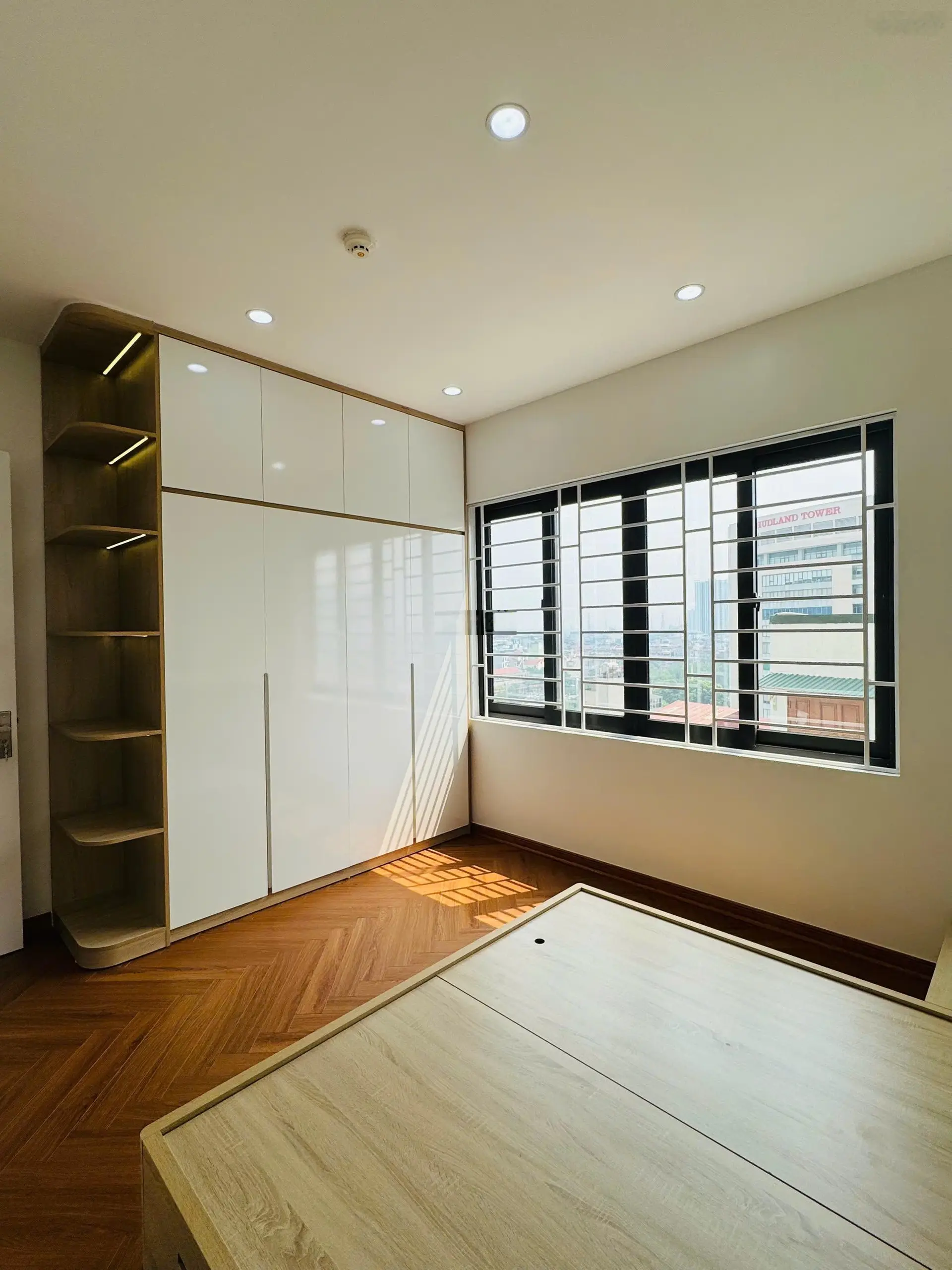 Em cần bán 3 ngủ tòa Licogi Đại Từ - Hoàng Mai. Diện tích 110 m2 thiết kế 3 ngủ 2 vệ sinh.DT:110m2