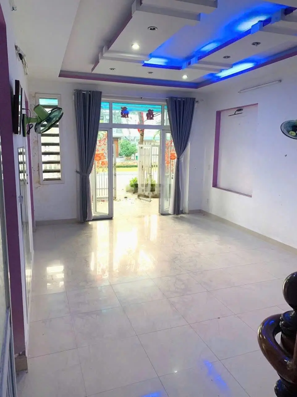 Bán nhà 2 tầng An dương vương cách sông Hàn vài chục mét, cụm bắn pháo hoa- 110m2 giá 12 tỷ 3