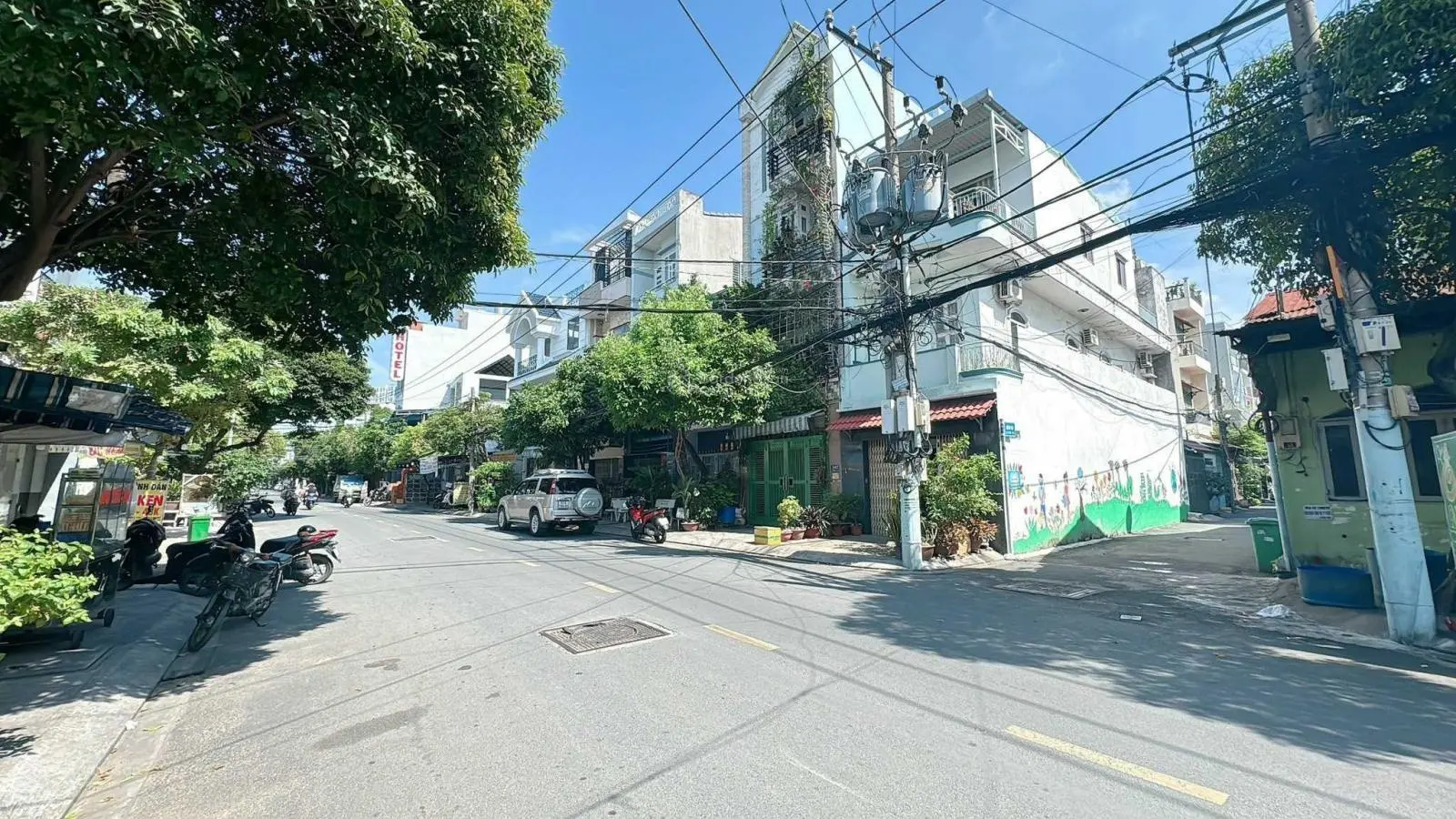 Góc 2MT Trần Quang Cơ, Q. Tân Phú DT: 20X12m CN: 216m2 CTXD: Hầm 8 tầng bán 24 tỷ