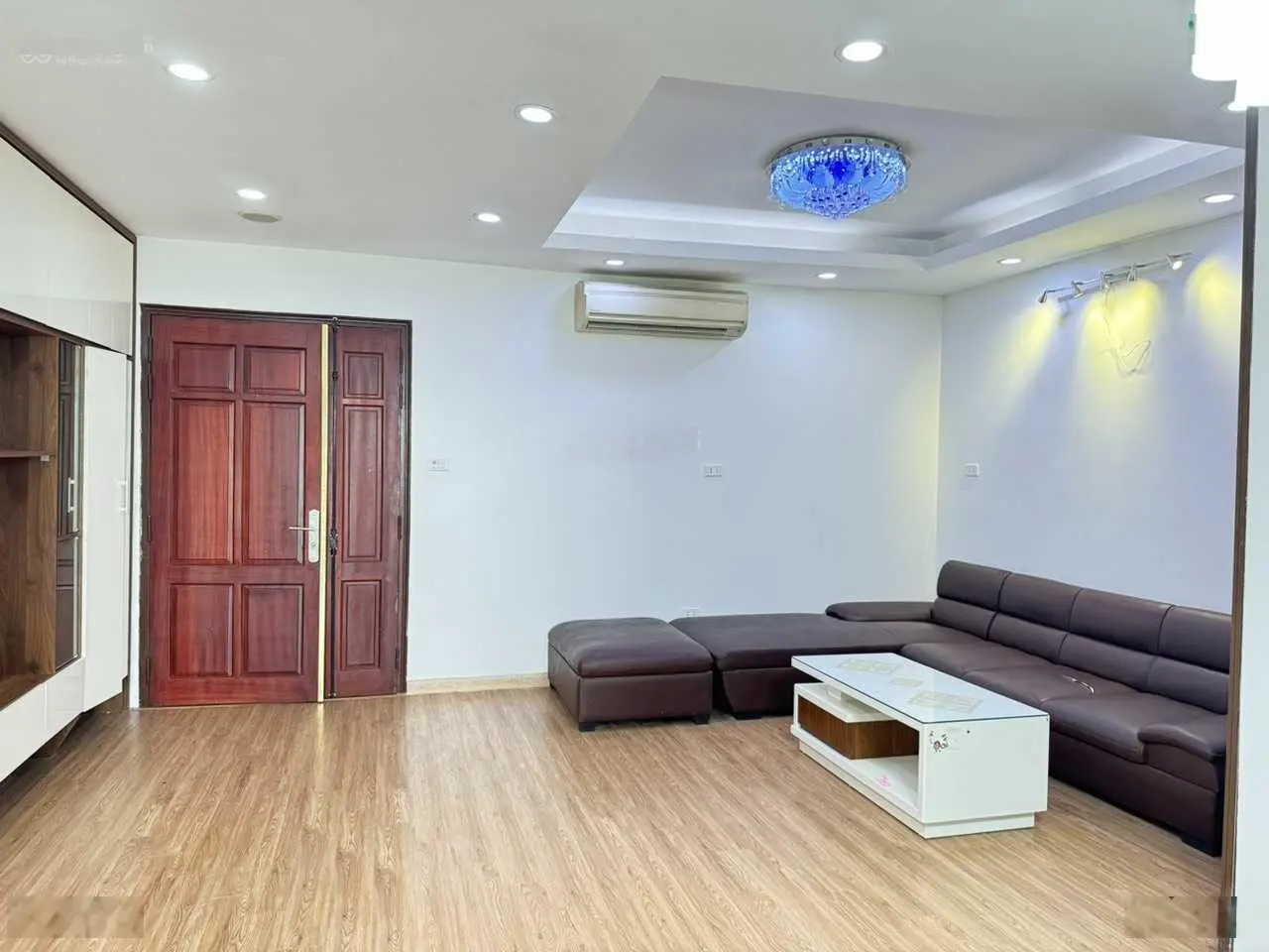 Bán căn hộ 2 ngủ, ban công Đông Bắc, full nội thất tại Hapulico Complex, Thanh Xuân