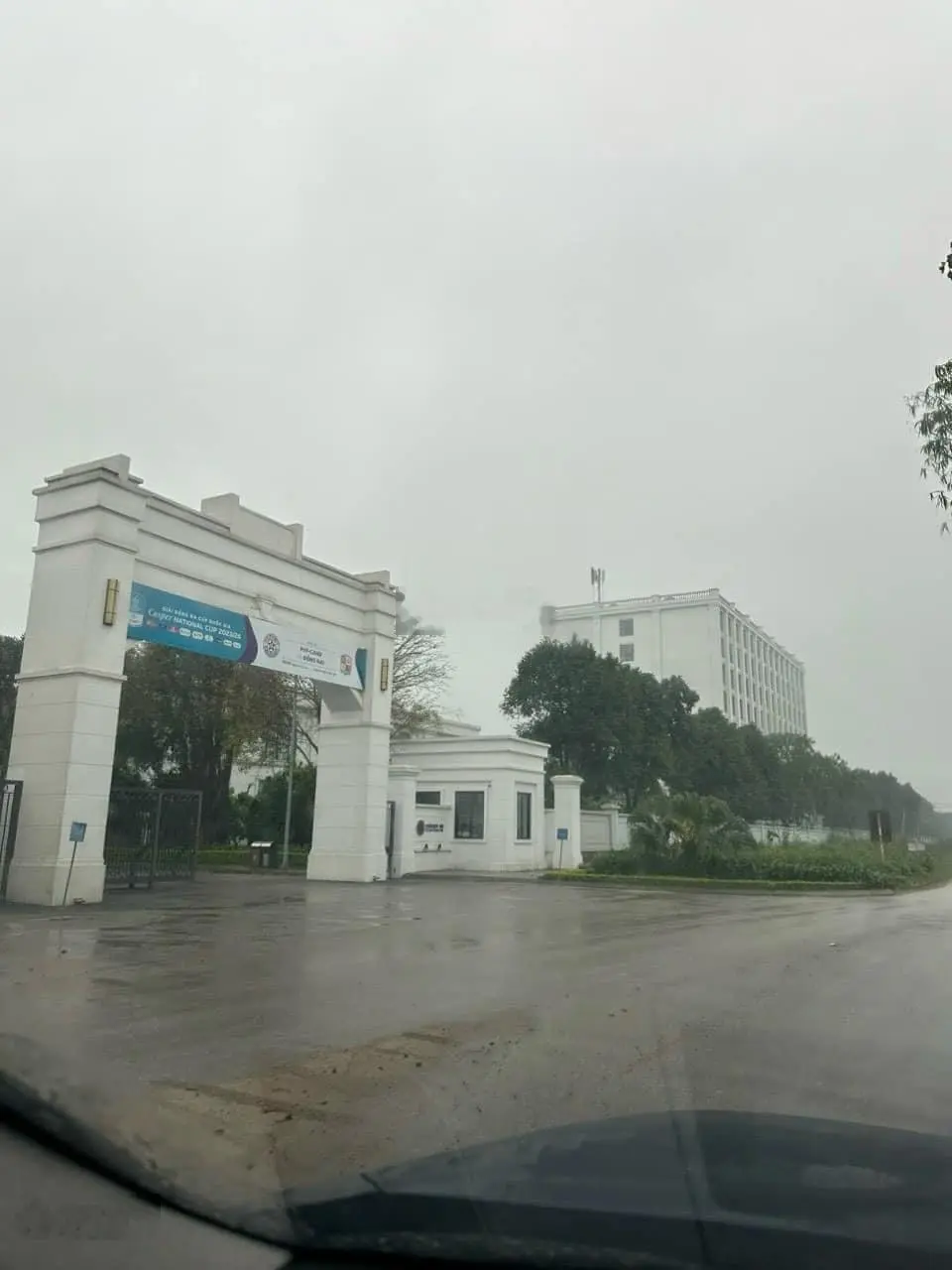 Đất Văn Giang mặt tiền 7 m ngõ thông 1 đầu ra học viện Bóng Đá - 1 Đầu thông ra đấu giá Công Luận 2