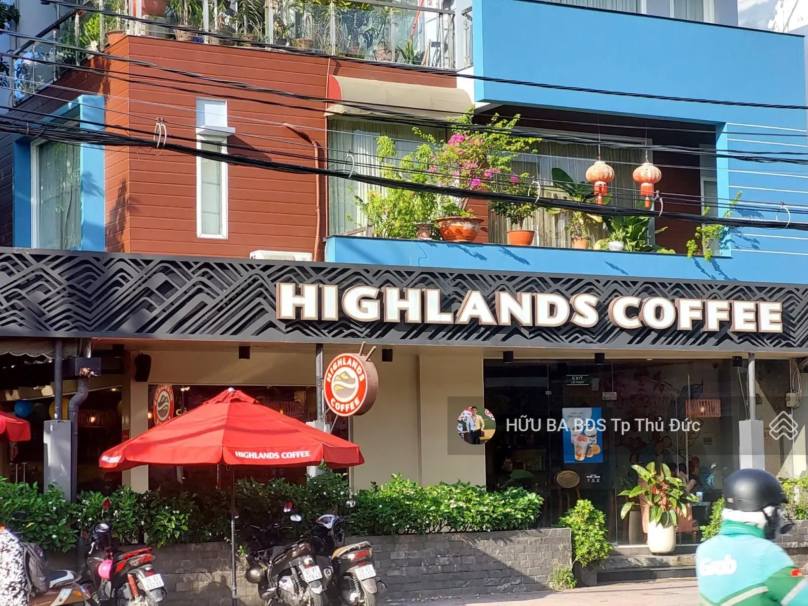 Nhà vuông vức 2 mặt tiền kinh doanh, DT 10m x 20m. Giá 28.5 tỷ Không lỗi phong thủy