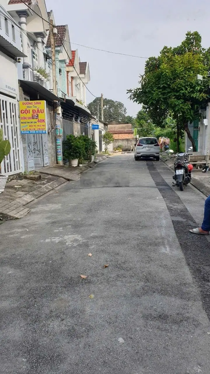 Bán đất thổ cư gần chợ xuân thới thượng DT: 5,3 x 15m đường xe tải vào tới đất