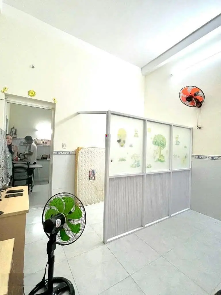 Chỉ nhỉnh 5 tỉ - nhà mới 5*15 - 75m2 HXH 3 tầng Huỳnh Tấn Phát Q7
