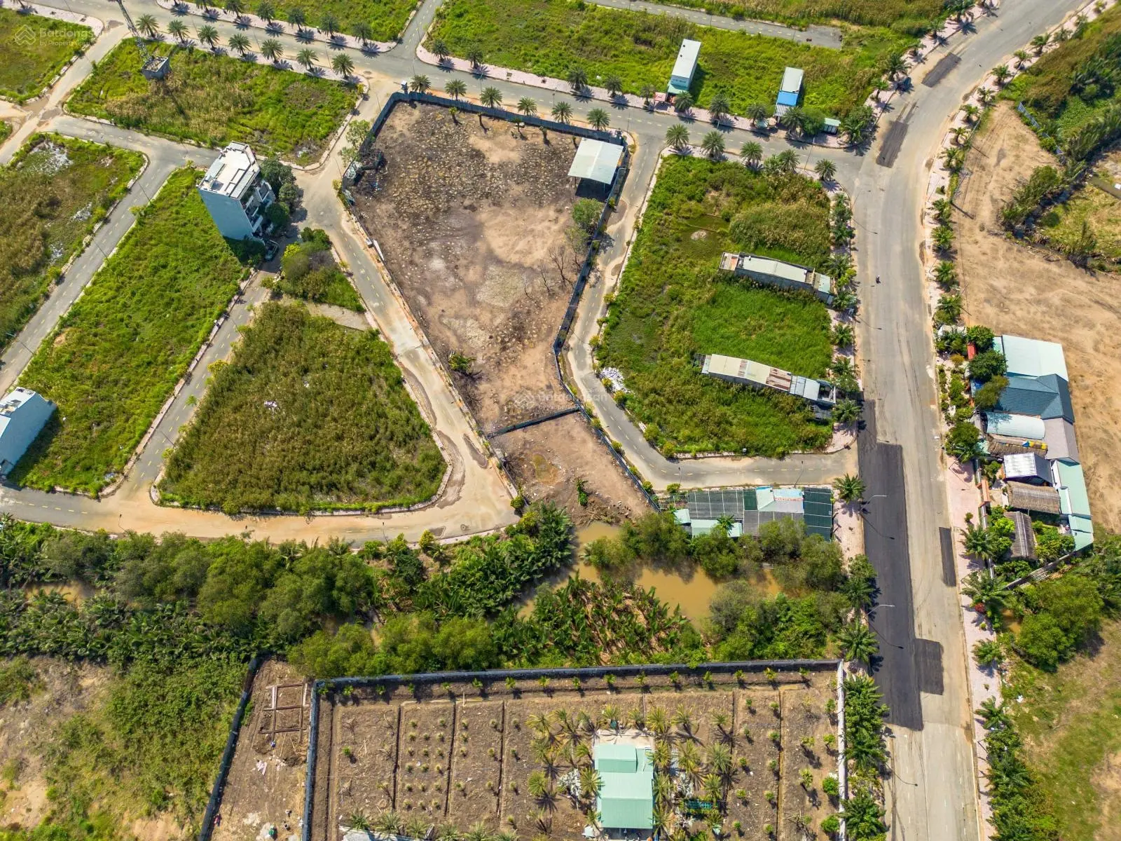 Cần tiền làm ăn, chấp nhận bán lỗ lô đất 84m2 ngang 6m tại dự án Centana Điền Phúc Thành giá 4 tỷ
