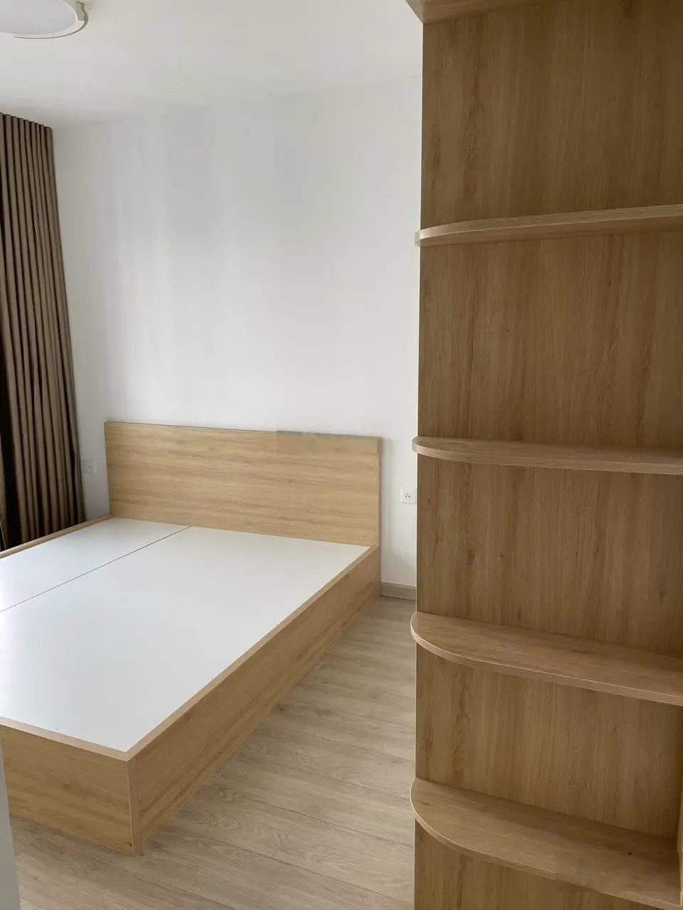 Cần bán gấp Duplex Emerald 3PN-3WC (127,4m2) view nội khu, tầng cao cực đẹp chỉ 4,985 Tỷ