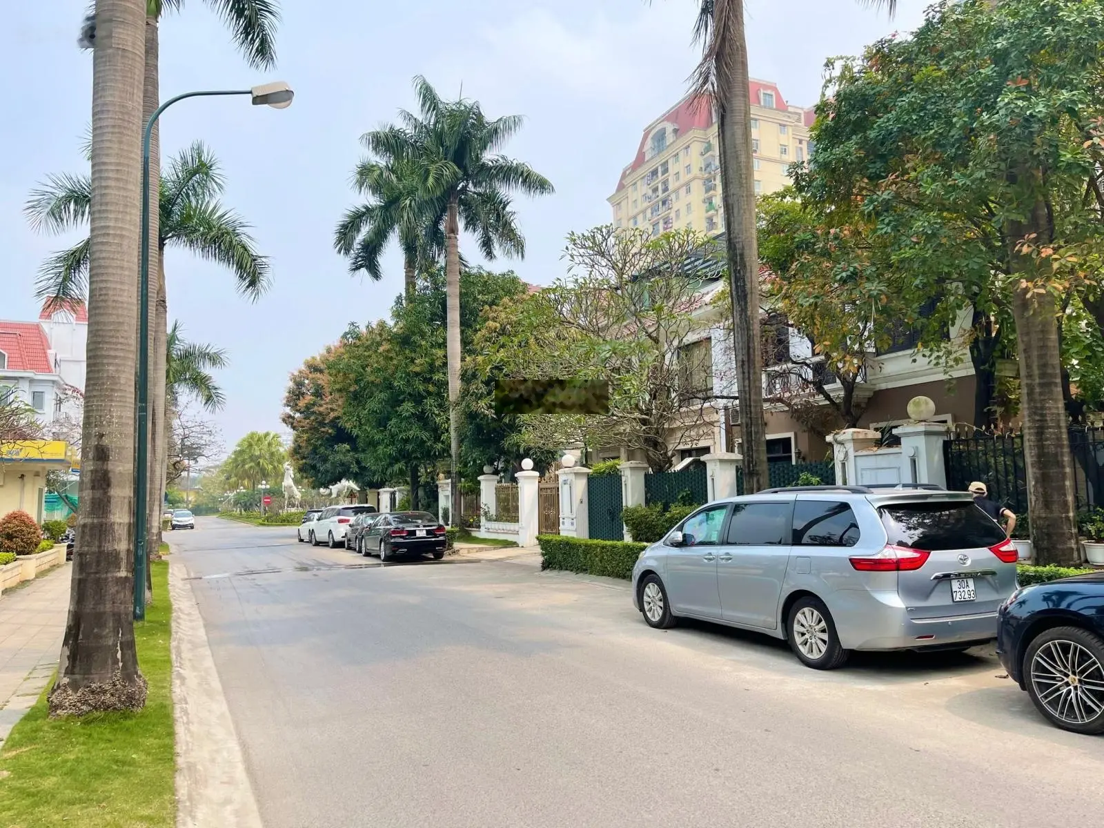 Bán shophouse 2 mặt tiền, nhà thô mới tinh, giá rẻ nhất khu, quản lý vận hành tốt, ở cực kỳ sướng