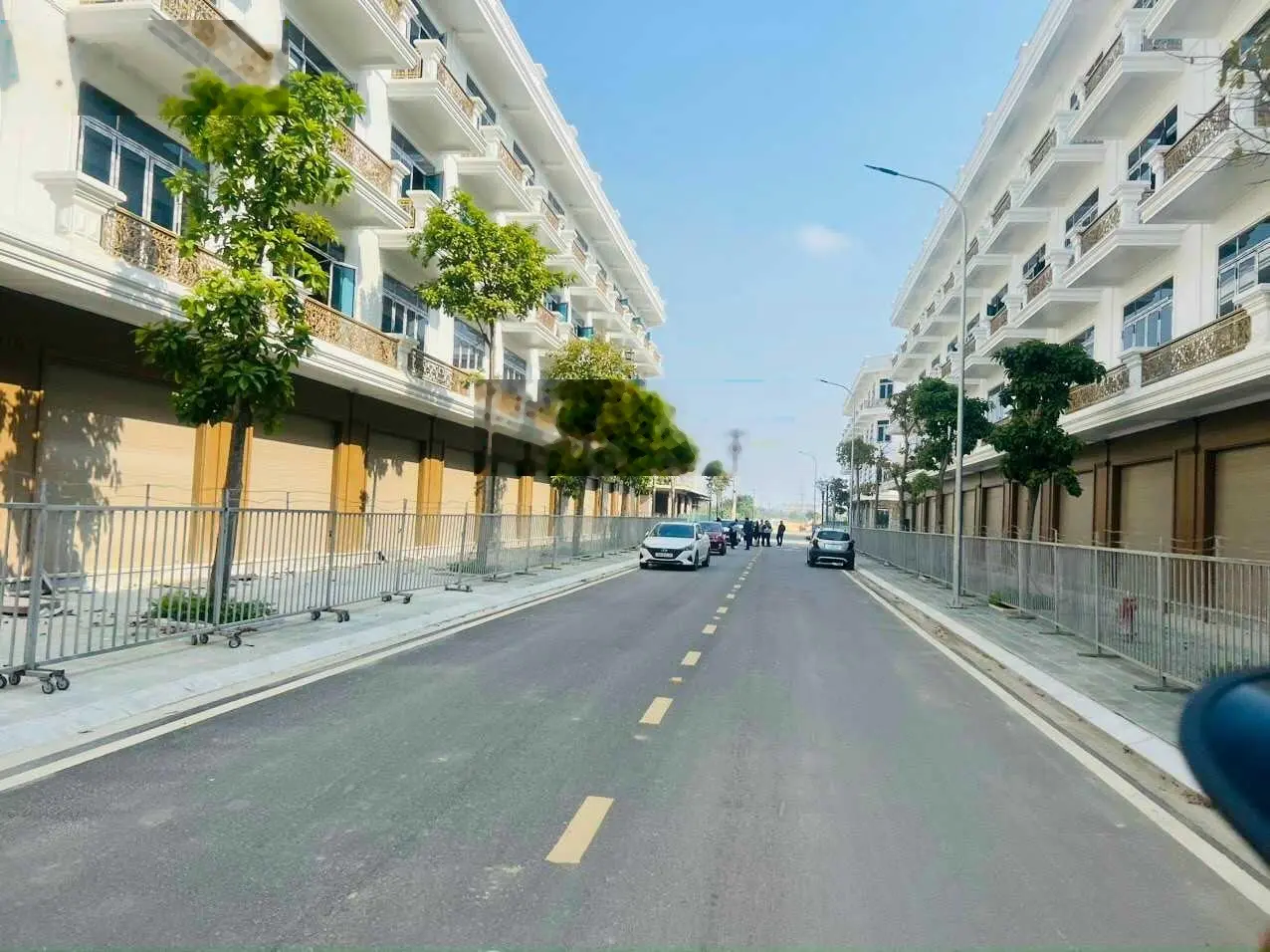 Bán nhanh căn đầu ve 4 tầng, MT 10m, DT 131m2 mặt công viên KĐT mới, TP Thanh Hóa. Giá 8 tỷ