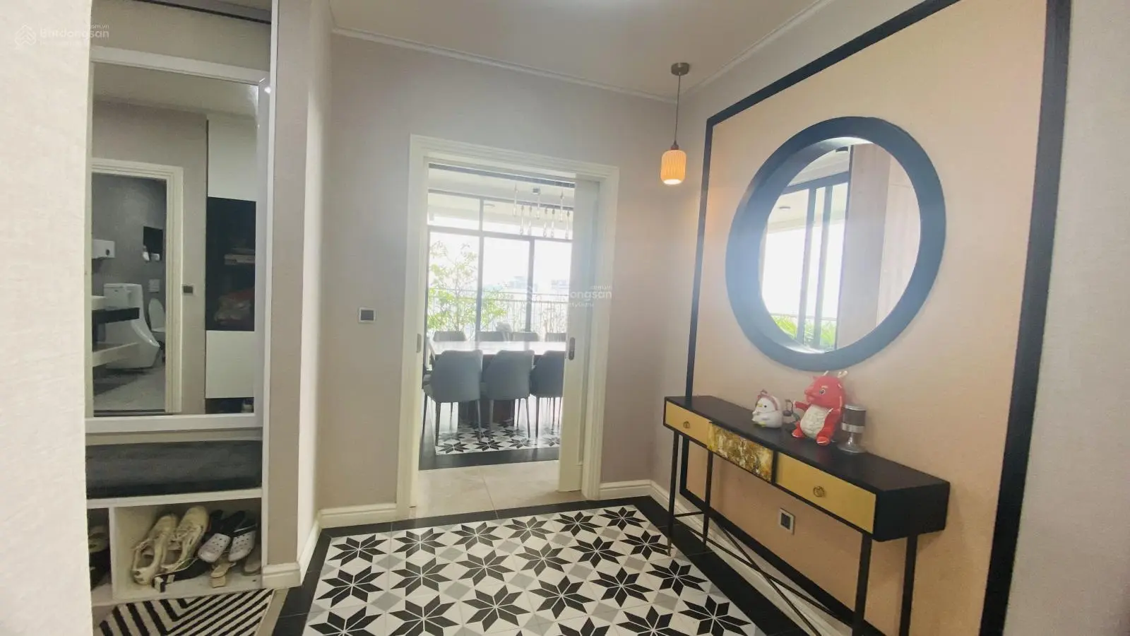 Đẹp Nhất Phố Nguyễn Chí Thanh - Toà Nhà 7 Tầng 95m2 - Mặt Tiền Khủng 10m - Vỉa Hè 5m
