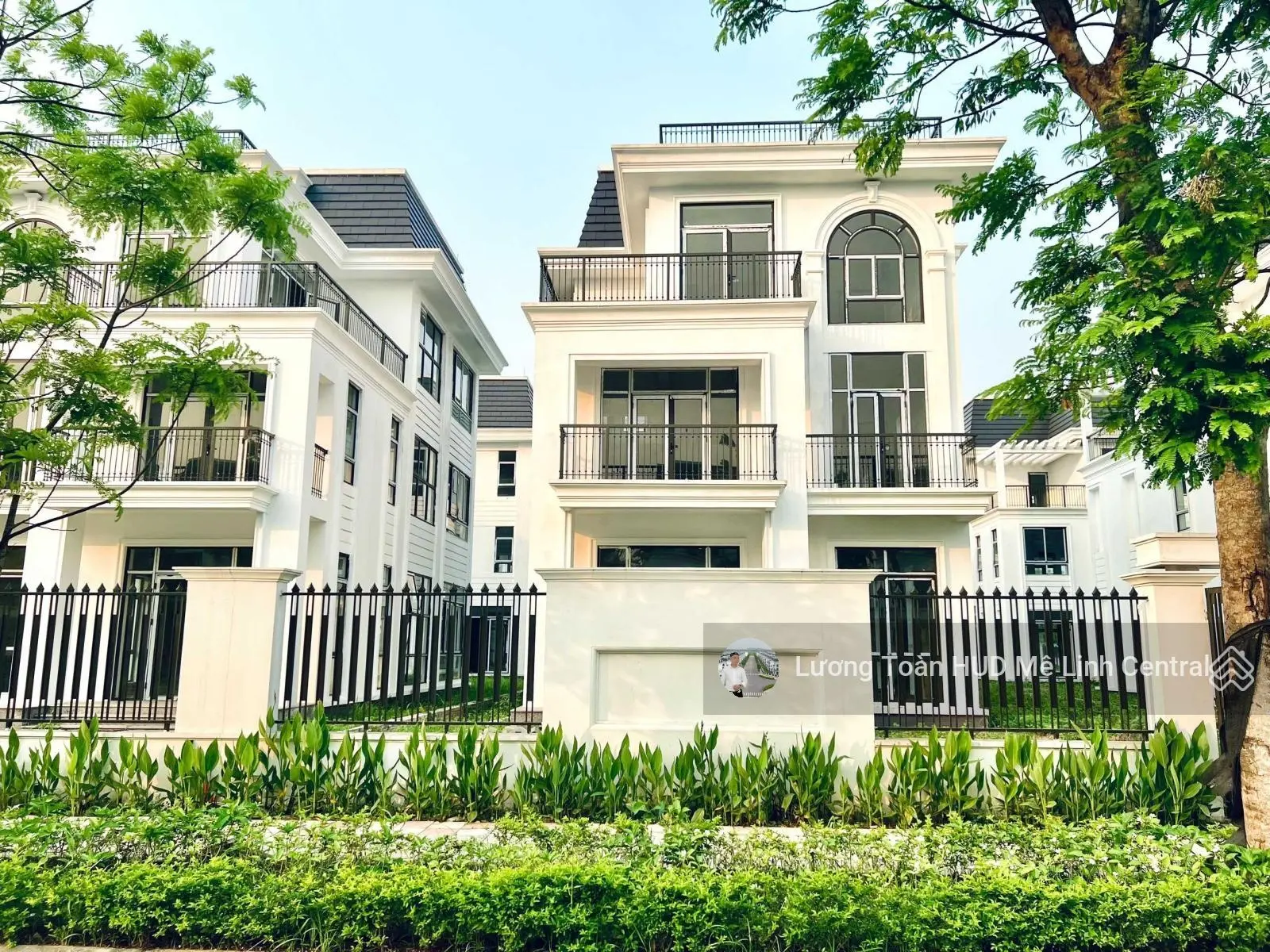 Cần bán nhanh siêu phẩm căn biệt thự SL300m2 có căn 15% tiến độ HĐMB. Giá từ 50tr/m2 căn đẹp ko lỗi