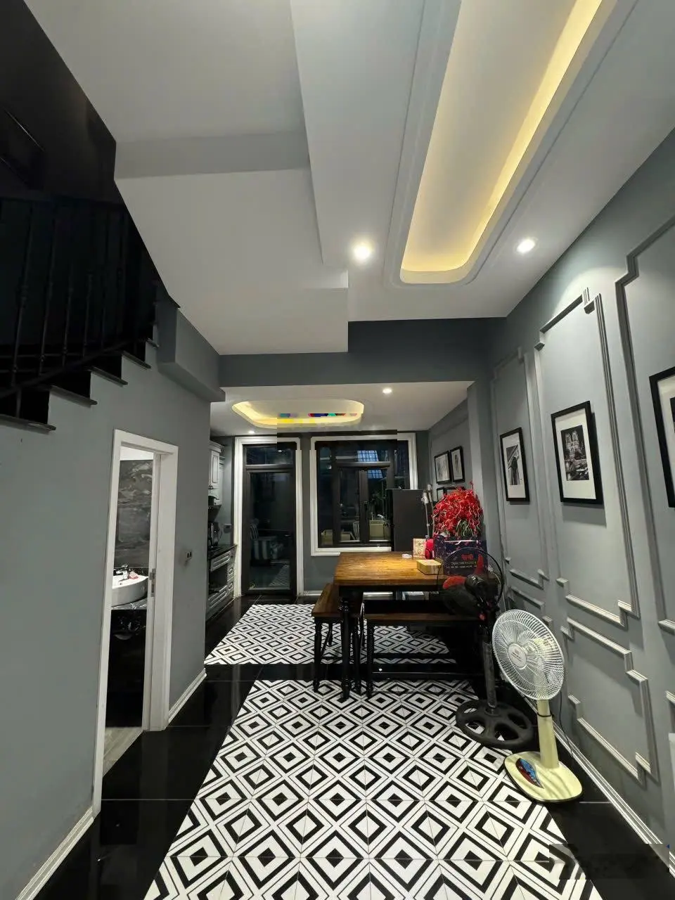Chính chủ bán gấp nhà mới xây 3 tầng hiện đại Minh Quyết, Khai Quang 89,6m đủ đồ đẹp SĐCC 2,7 tỷ