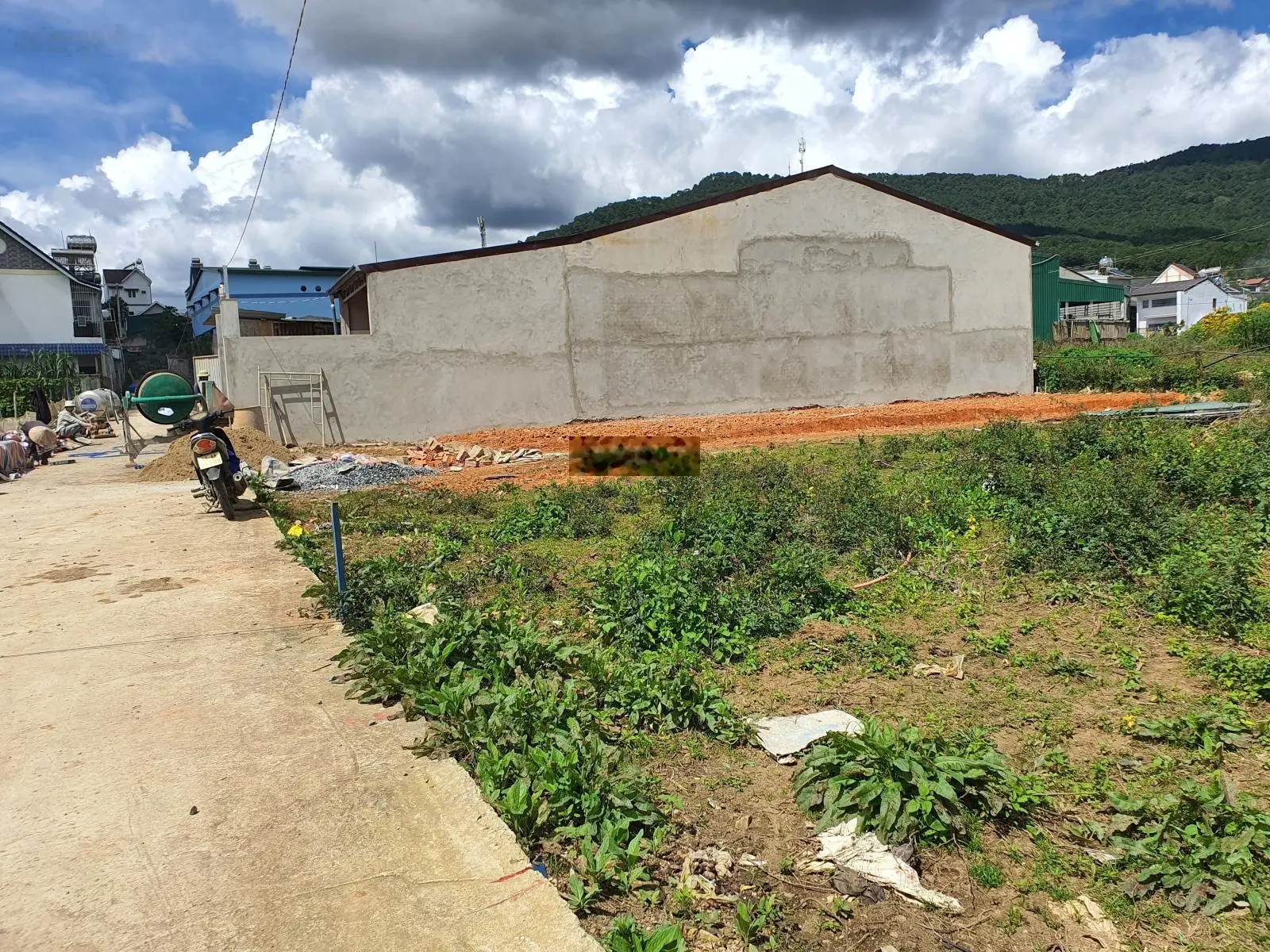 Chính chủ bán đất thổ cư đẹp DT 150m2, thị trấn Lạc Dương, quy hoạch nhà liên kế có sân