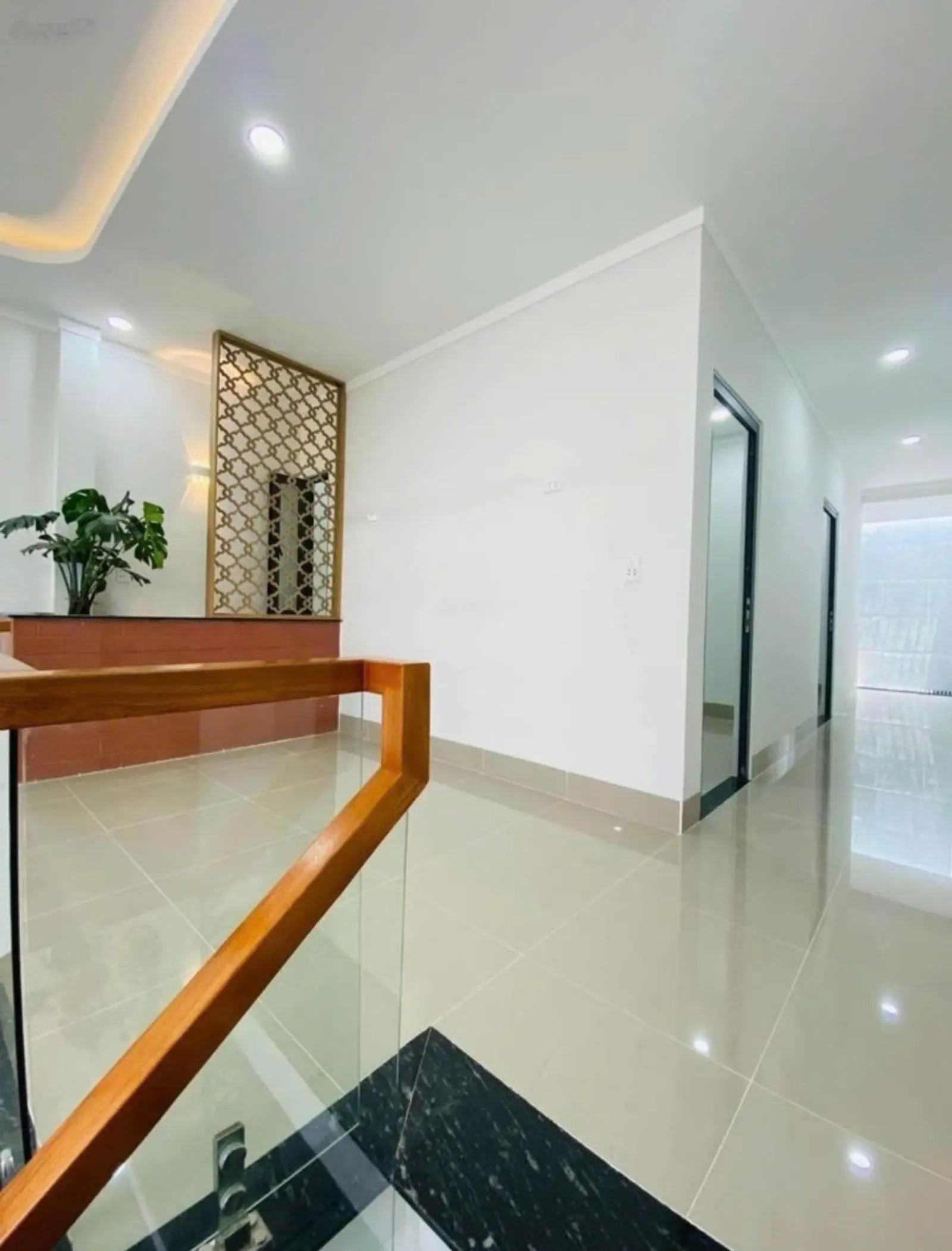 Nhà mới xây 1 trệt 1 lửng, 4m x 11m, 2,3 tỷ còn thương lượng, đường Tỉnh Lộ 10 - Tân Tạo - Bình Tân