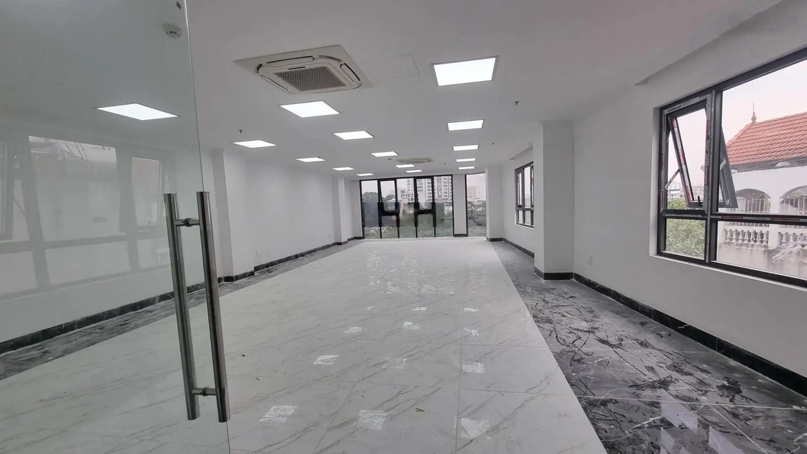 Bán nhà mặt phố Nguyễn Ngọc Nại Thanh Xuân - 8 tầng kinh doanh - DT 103m2 giá chào 56 tỷ