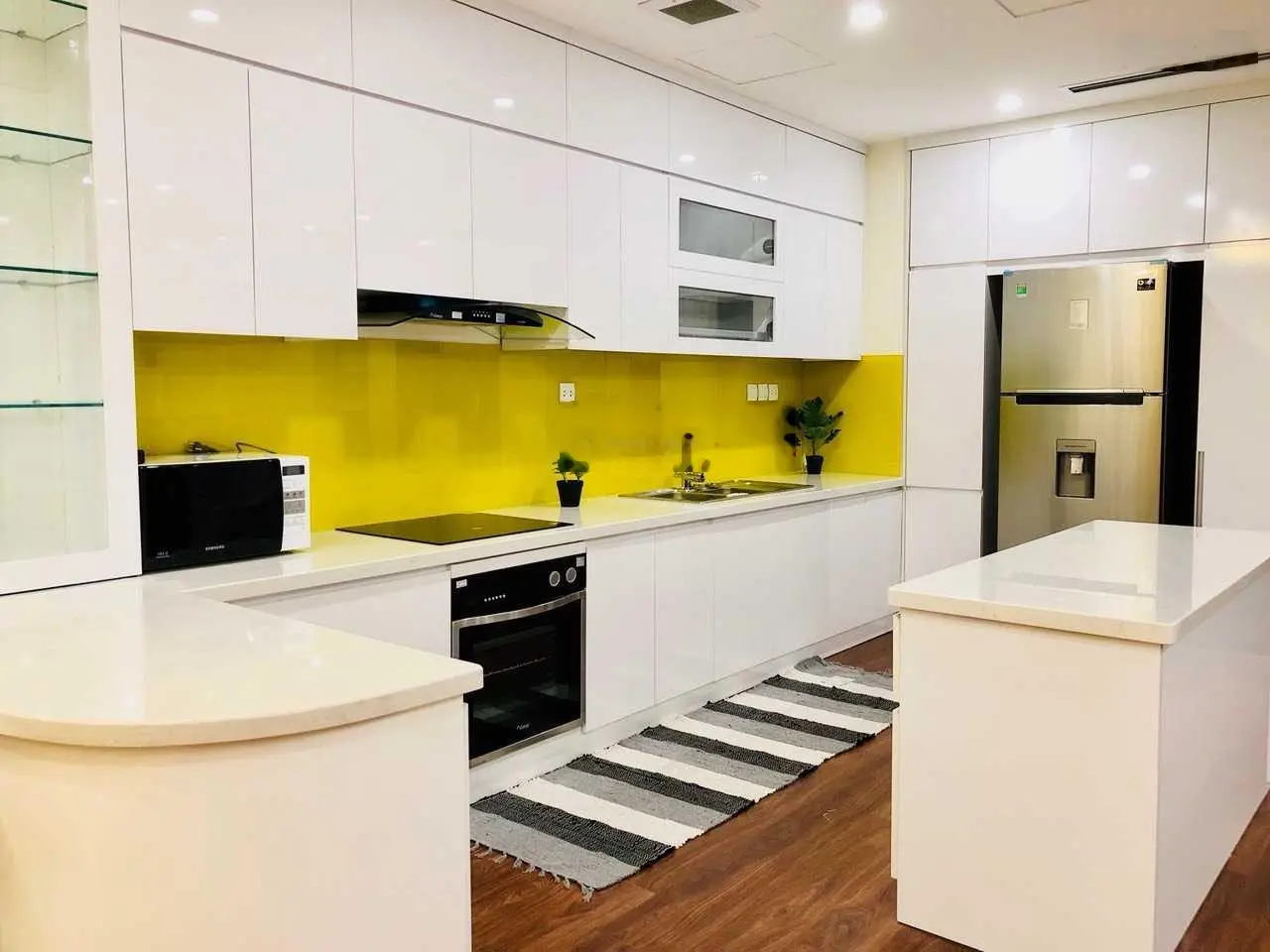 Giá thật! 3PN, 2WC, 100m2, BC Đông Nam, chỉ 7,5 tỷ. Nhà đẹp, tầng trung. Lh: 0343,202.831