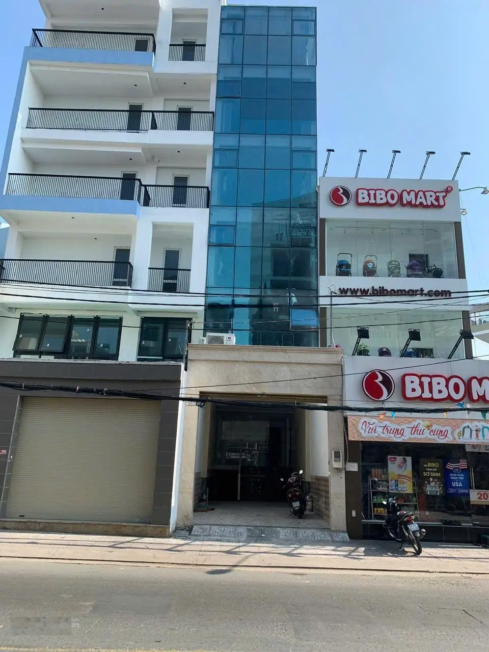 Cần bán gấp tòa nhà MT Lê Quang Định P11, Bình Thạnh, hầm lửng 5 tầng thang máy giá bán 25,5 tỷ TL