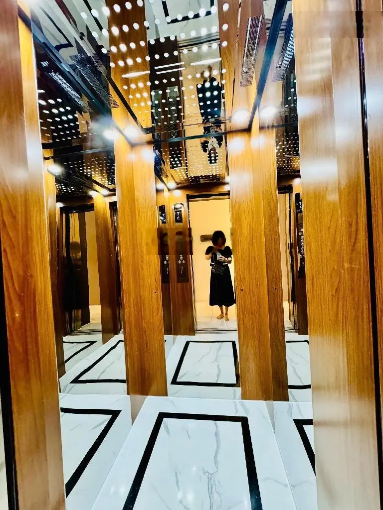 Bán nhà phố Hoa Lư, Lê Đại Hành, Bà Triệu 40m2 xây 5T thang máy, ngõ 3m, hơn 10 tỷ