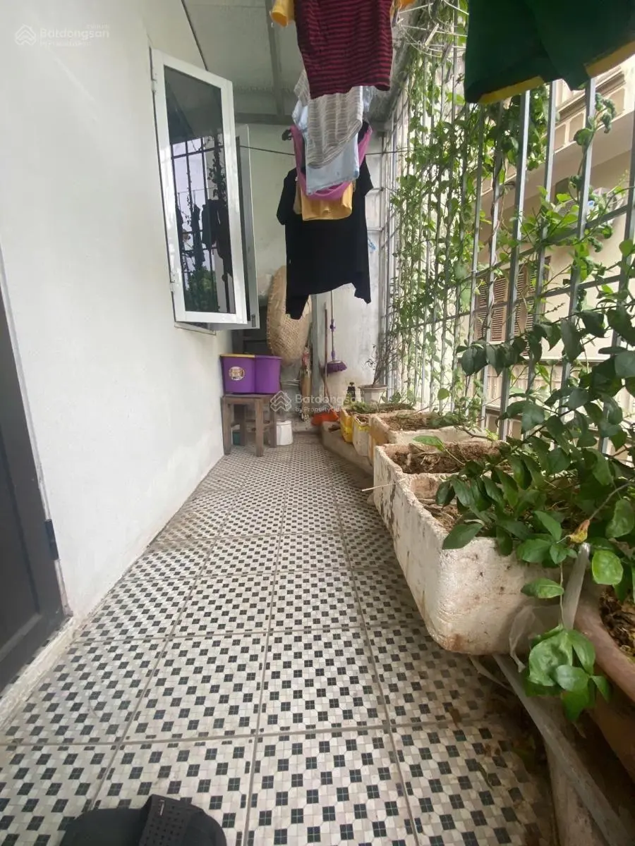 Chỉ cần 5,7 tỷ mà mua luôn được nhà lô góc Sài Đồng, 45m2, mặt tiền 8m, ô tô vào nhà, ngõ thông.