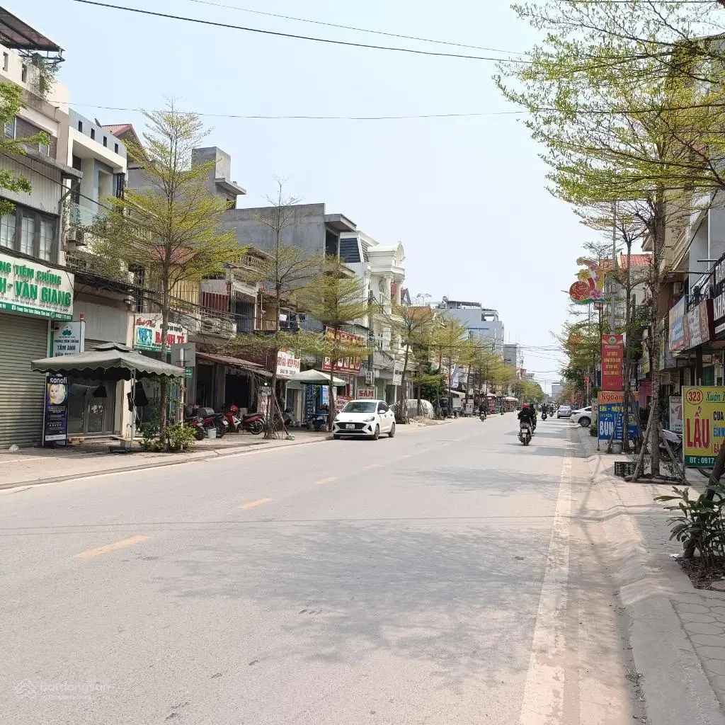 Bán NR 85m2 tại Thị trấn Văn Giang, 14 tỷ, view đẹp, nhiều tiện ích