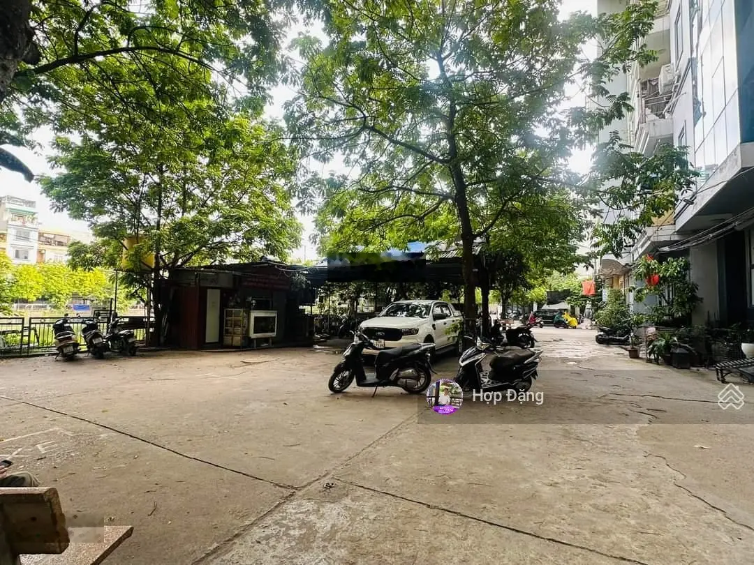 Khương Đình, Thanh Xuân, bán nhà 6 tầng 90m2 thang máy, ngõ thông view hồ KD ngày đem 18,6 tỷ
