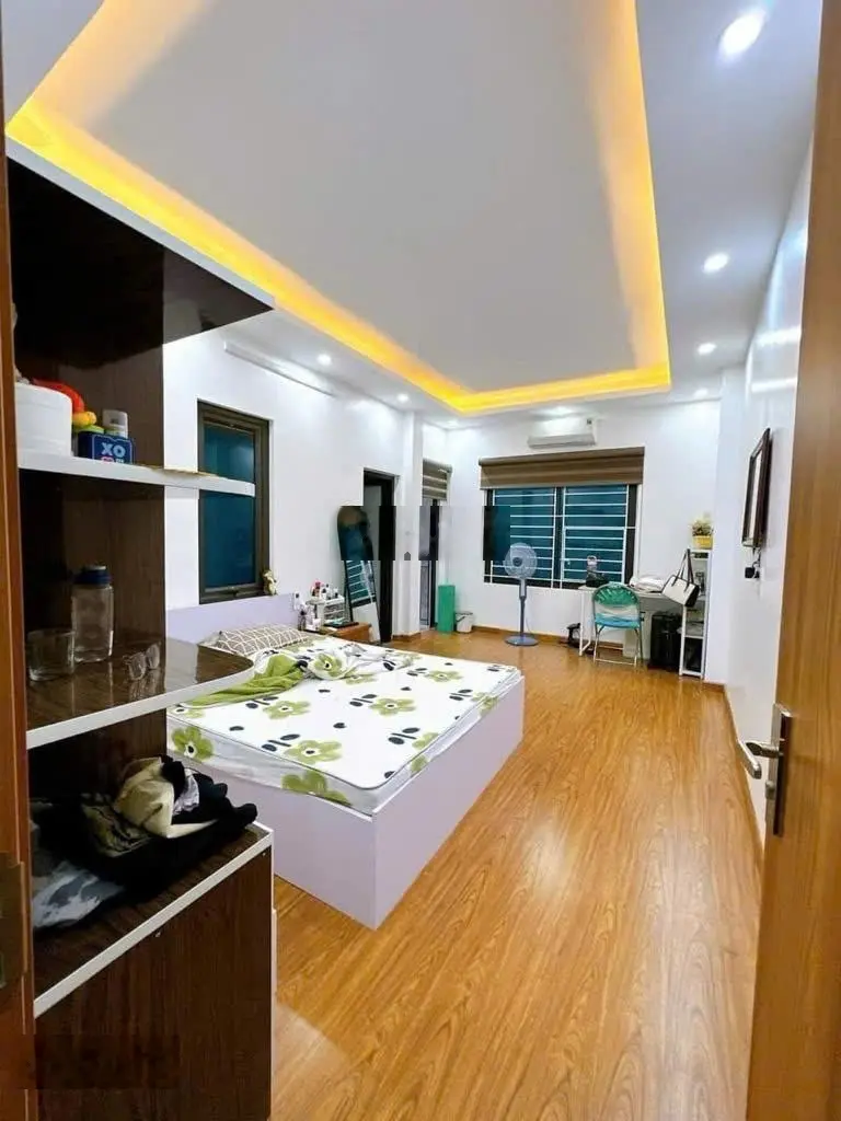 Bán nhà đẹp Ba Đình, khu an ninh tốt, ở cực sướng. 6 tầng thang máy sịn sò