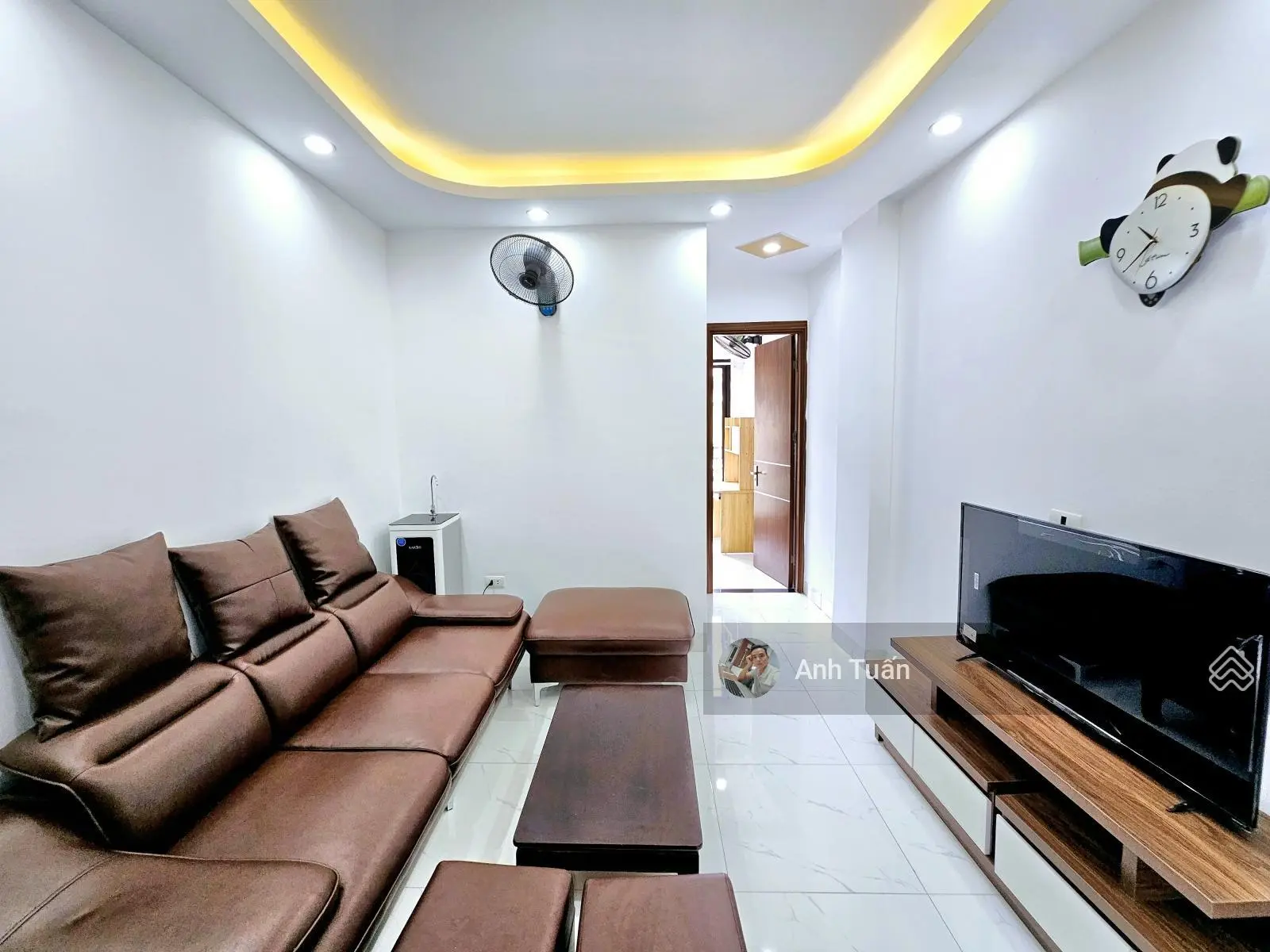 Bán căn hộ 2PN - Full nội thất - Gần Hồ Tây - Ô tô đỗ cửa