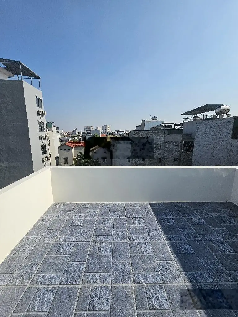 Bán nhà riêng tại Đàm Quang Trung, 5,45 tỷ, 30 m2, hàng xóm Aeon Long Biên