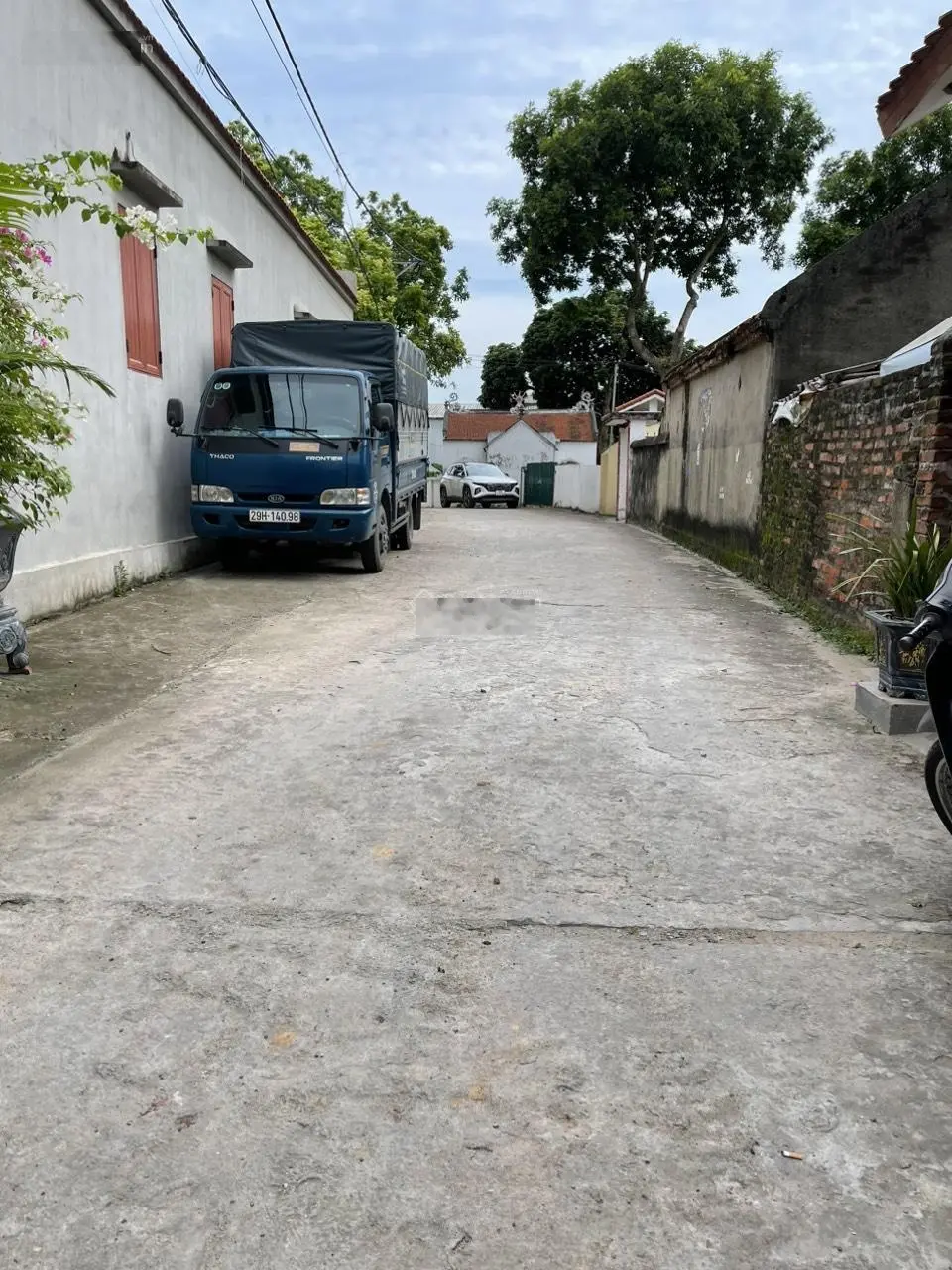 Bán lô đất căn góc, nhà 2 mặt tiền - đường ô tô đi thoải mái - full thổ cư chỉ còn 3 tỷ