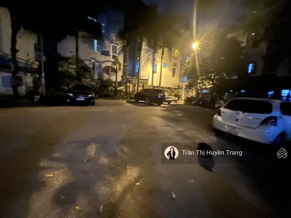 Bán nhà phân lô nguyễn khánh toàn, 81m 6 tầng, ô tô tránh, kinh doanh, văn phòng 21 tỷ