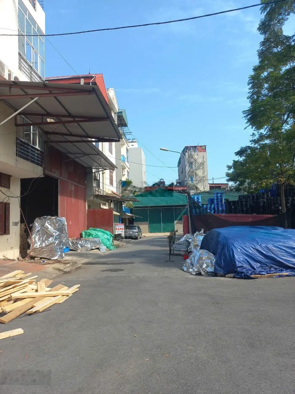 Cần bán 2 lô tiên xá 1 góc 98m2 giá 4 tỷ 5 + 1 ô thường giá 3 tỷ 8 .