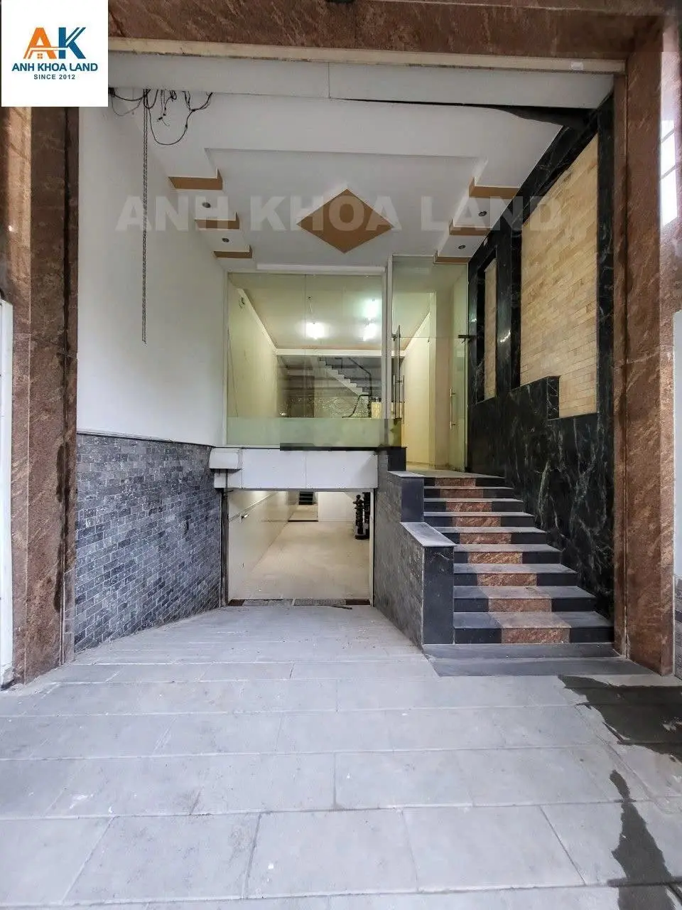 Nhà mặt tiền đối diện công viên, khu dân cư Areco, sát Phạm Văn Đồng, cho thuê làm VP 27tr/tháng