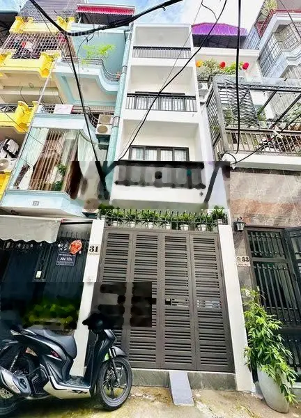 Bán Nhà Đống Đa Tây Sơn ngõ rộng thông thoáng Nhà Mới đẹp có Thang Máy oto đỗ cửa DT 52m Giá17,5 tỷ