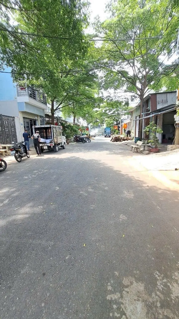Bán nhà 1 lầu đường 12m giáp Nguyễn Ảnh Thủ