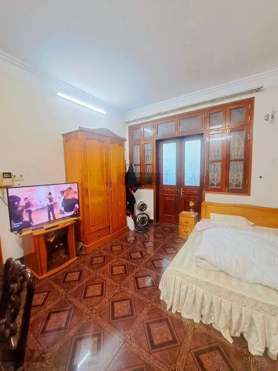 Bán nhà lô góc mặt phố Đông Các, Đống Đa, tiện kinh doanh 4 tầng 60m2 giá 25.7 tỷ LH 0983320949