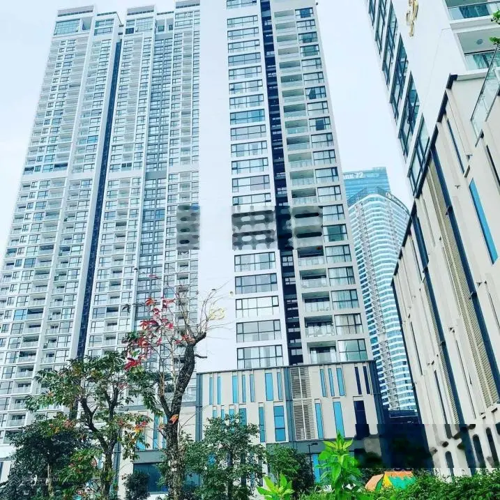 Chính chủ cần bán CH 3PN 2VS 110m2 ban công Đông Bắc full nội thất đẹp giá 7 tỷ, LH 0976 647 ***