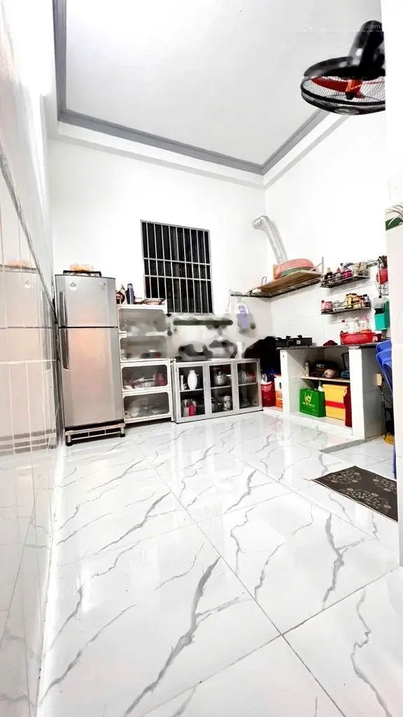 Bán nhà Tạ Quang Bửu, 46m2, ngang 4, hẻm rộng, sổ hồng pháp lý chuẩn, 3 tầng vào ở ngay, giá tốt