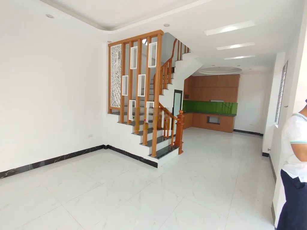 Nhà Yên Nghĩa 35,3mx5T ô tô sát cửa, cách KDT Đô Nghĩa 300m giá 3,65Ty